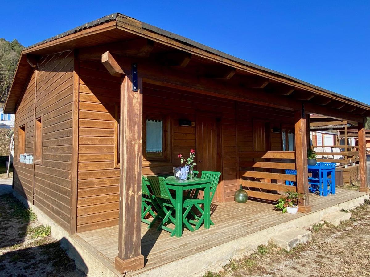 Campalans Hotel Rural Bungalows Mobilhomes Borreda Экстерьер фото