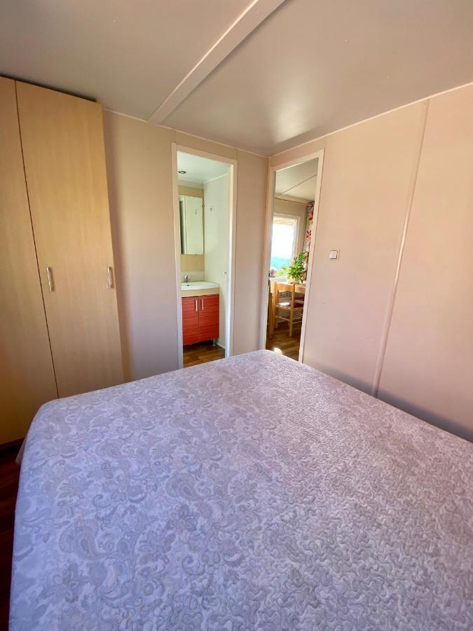 Campalans Hotel Rural Bungalows Mobilhomes Borreda Экстерьер фото